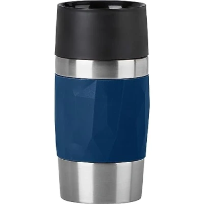 Abbildung von Emsa N21608 Travel Mug Compact Thermo /Isolierbecher aus Edelstahl 0,3 Liter 3h heiß 6h kalt BPA Frei 100% dicht auslaufsicher spülmaschinengeeignet 360 Trinköffnung Dunkelblau