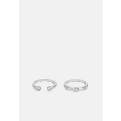 Abbildung von Swarovski Constella Ring Set, Zwei Weiße und Rhodinierte Damenringe mit Strahlenden Kristallen