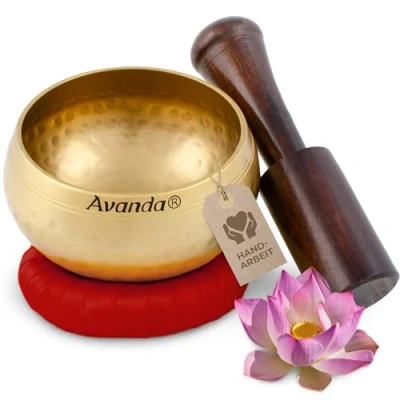 Abbildung von Tibetisches Klangschale Set für Yoga, Meditation und Entspannung Gehämmerte tibetische Ø 8 cm, Mangoholz Schlägel Ring Kissen Rot
