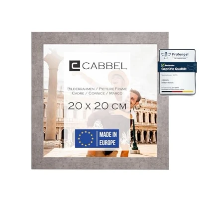 Abbildung von CABBEL Bilderrahmen 20x20 cm, Grau/Beton, stabiles MDF Holz Rahmen, bruchsicherem Plexi Glas, zum Aufhängen &amp; Aufstellen, ideal für Fotos/Bilder/Collage