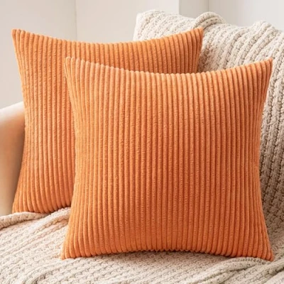 Abbildung von MIULEE 2er Set Kissenbezüge Kord Kissenhülle Dekorative Kissenbezug Sofakissen Couchkissen Dekokissen Zierkissenbezug Deko mit Verstecktem Reißverschluss 45x45 cm Orange