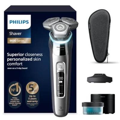 Abbildung von Philips Shaver S9000, elektrischer Nass und Trockenrasierer, Lift &amp; Cut Rasiersystem SkinIQ Technologie, ausklappbarem Trimmer, Reinigungsstation, Ladestation, Reiseetui, Chromsilber, S9975/54