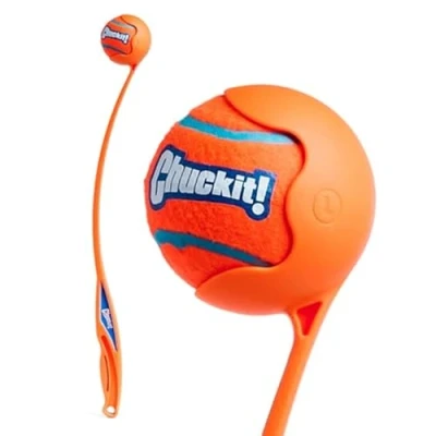 Abbildung von Chuckit! Sport Dog Ball Launcher Fetch Hundespielzeug Ballwerfer mit großem Tennisball Large Ultra kompatibel, Large, 66cm