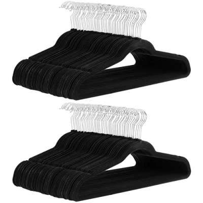Abbildung von Amazon Basics Schmale und rutschfeste Kleiderbügel für Hemden/Anzug/Kostüm, 100er Pack, Schwarz