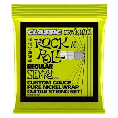 Abbildung von Ernie Ball Regular Slinky klassische Rock‘n‘Roll E Gitarrensaiten, reine Nickelwicklung, Stärke 1046