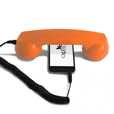 Abbildung von Opis 60s Micro: Retro Telefonhörer für Handy mit USB C Adapter als Headset Android Smartphone und iPhone 15 Neuer in Orange