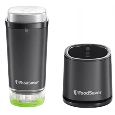 Abbildung von FoodSaver kabelloser Handvakuumierer zum Versiegeln von Lebensmitteln mit Ladestation Mini Vakuumiergerät 1 Behälter Einmachen und Marinieren 5 Frischhalte Vakuumierbeuteln [VS1199X]