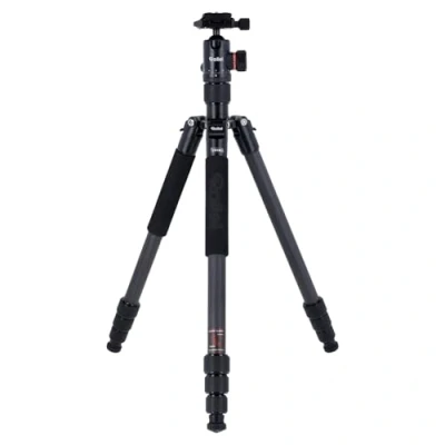 Abbildung von Rollei C6i kompaktes, leichtes Fotostativ aus Carbon, 3in1 Stativ, verwendbar als Dreibeinstativ, Makrostativ und Monopod, Arca Swiss kompatibel, inkl Kugelkopf, Spikes u Stativtasche Schwarz