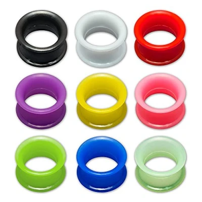 Abbildung von Fly Style 1 Paar Flesh Tunnel aus Silikon Extra weich und flexibel, Grösse:18 mm, Farbwahl:schwarz