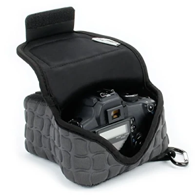 Abbildung von USA Gear Robuste Kameratasche Klein für Spiegelreflexkameras Kamera Schutzhülle aus hochwertigem Neopren DSLR/SLR mit Zubehörtasche, Kompatibel Canon EOS 1300D, Nikon D3400 und mehr Grau