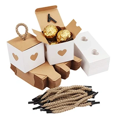Abbildung von Belle Vous 50 Stk Kleine Geschenkboxen Weiß &amp; Braun mit Herz 5,5 x 5,5cm Geschenk Schachtel Box aus Karton Kraftpapier Pappschachteln für Süßwaren, Gastgeschenke, Hochzeit, Party, Geburtstag