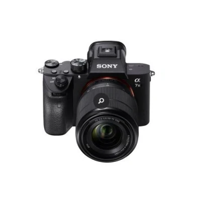 Abbildung von Sony Alpha 7 III Spiegellose Vollformat Kamera mit 28 70 mm f/3.5 5.6 Zoom Objektiv (Schneller 0,02s AF, optische 5 Achsen Bildstabilisierung)
