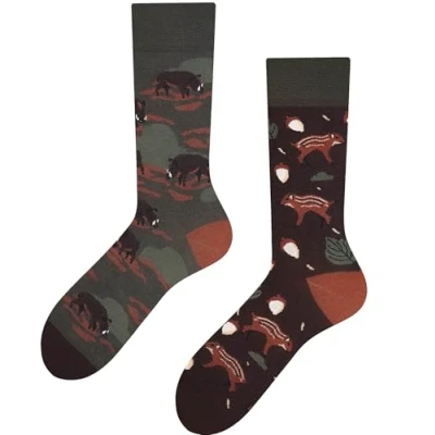Abbildung von TODO Lustige Eber Socken Damen und Herren, Coole Wildschwein in Eicheln (39 42, Eber)