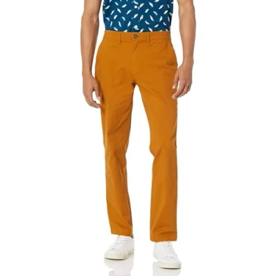 Abbildung von Amazon Essentials Herren Legere Stretch Chinohose mit schmaler Passform, Dunkles Kamelbraun, 36W / 30L