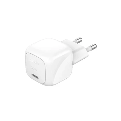 Abbildung von Belkin BoostCharge kompaktes Ladegerät, 30 W, für Reisen, USB C Power Delivery zum Schnellladen die Apple iPhone Serie 16, 15, 14, 13, Samsung Galaxy S24, S23, iPad, AirPods, Tablets, usw. Weiß