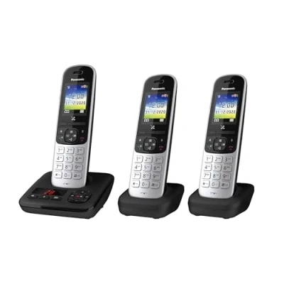 Abbildung von Panasonic KX TGH723GS Schnurlostelefon mit Anrufbeantworter 3er Set (DECT Telefon, strahlungsarm, Farbdisplay, Anrufsperre, Freisprechen) schwarz