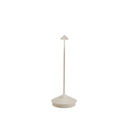 Abbildung von Zafferano, Pina Pro Lampe, Wiederaufladbare und Kabellose Tischlampe mit Touch Control, Geeignet für den Innen Außenbereich, Dimmer, 2700 K, Höhe 29 cm, Farbe Sand