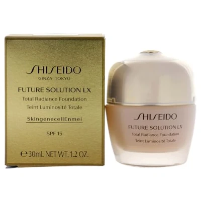 Abbildung von Shiseido Future Solution LX Total Radiance Foundation SPF15 R4 30ML Foundation, Damen, Größe: 30 ml, N4