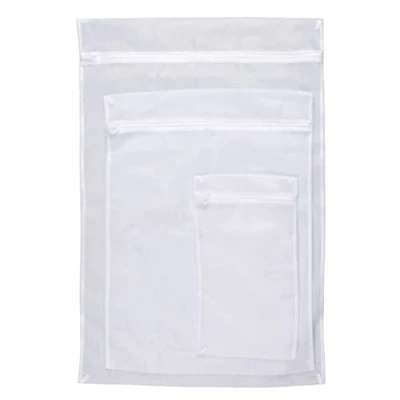 Abbildung von WENKO Wäschenetz, fasst 5 kg Kleidung, Waschbeutel mit Reißverschluss für die Waschmaschine, schont Feinwäsche, Socken &amp; Co. bei jedem Waschgang, kochfest, aus hochwertigem Polyester, 60 x 90 cm, Weiß