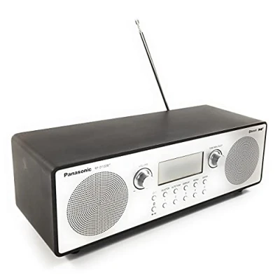 Abbildung von Panasonic RF D100BTEGT Digitalradio im Retro Design (Stereo Klang, DAB+, UKW Tuner, Netz und Batteriebetrieb, Bluetooth, AUX) Braun/Silber