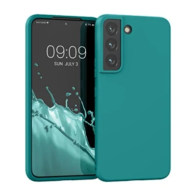 Abbildung von kwmobile Hülle kompatibel mit Samsung Galaxy S22 weiches TPU Silikon Case Cover geeignet für kabelloses Laden Petrol matt