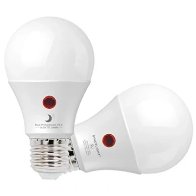 Abbildung von SINCELIGHT LED Glühbirne 9W mit Dualem Dämmerungssensor für Außenlampe, Automatisches Ein und, Sicherheits Nachtbirnen von der Dämmerung bis zum Morgengrauen, Tageslichtsensor, E27, 4000K, 2 Stück