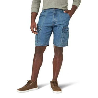 Abbildung von Wrangler Authentics Herren Classic Cargo Stretch Short Cargos, Mittlere Tönung, Denim, 58