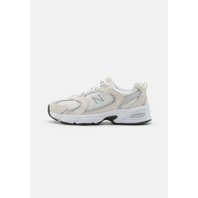 Abbildung von New Balance 530 Unisex Sneaker low Sea salt, Größe: 37.5, salt Leder und textil