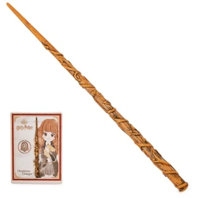 Abbildung von Wizarding World Harry Potter Authentischer Hermine Granger Zauberstab aus Kunststoff mit Zauberspruch Karte, ca. 30,5 cm, Spielzeug für Kinder ab 6 Jahren, Fanartikel