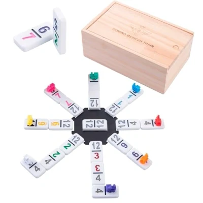 Abbildung von Engelhart 250180 Mexikanisches Domino Zug D12 Zahlen Version Holzkasten 91 Dominosteine (8 mm) 8 Bunte Lokomotiven 2 bis Spieler