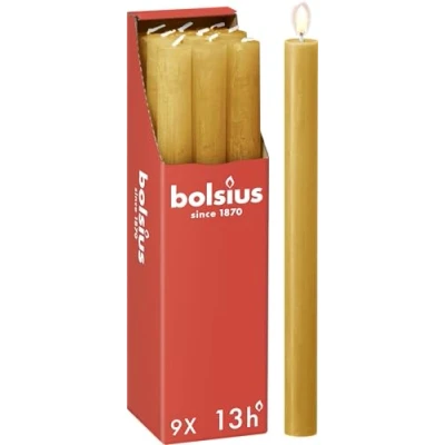 Abbildung von Bolsius Rustik Stabkerzen Ockergelb 9 Stück 27 x 2.3 cm Länge Brenndauer 13 Stunden Unparfümierte Enthält Natürliches Pflanzenwachs Ohne Palmöl
