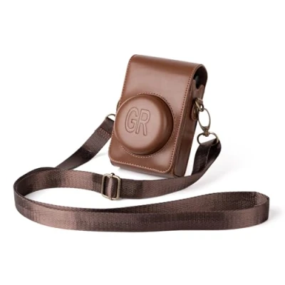 Abbildung von kinokoo Schutzhülle für Ricoh GR/GR II/GR III/GR IIIx Kamera, PU Leder GR II III X Kameratasche mit Schultergurt Tragetasche im Retro Stil Kaffee