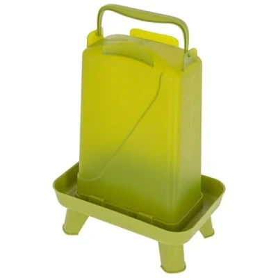Abbildung von Kerbl Hobbyfarming Kunststofftränke Mit Standfüßen, Automatische Wasserzufuhr, Stabiler Stand, Wetterbeständig, Leichte Reinigung, Tragegriff, Transparentes Oberteil, 5,5L, grün