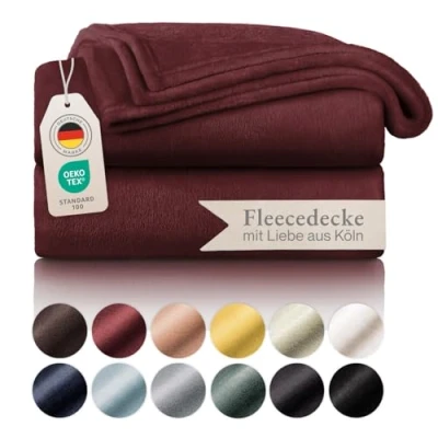 Abbildung von Blumtal Fleecedecke 270x230 cm Oeko TEX zertifizierte Kuscheldecke Wohndecke weiche Decke Couch als Wohn &amp; Flauschdecke Dunkelrot