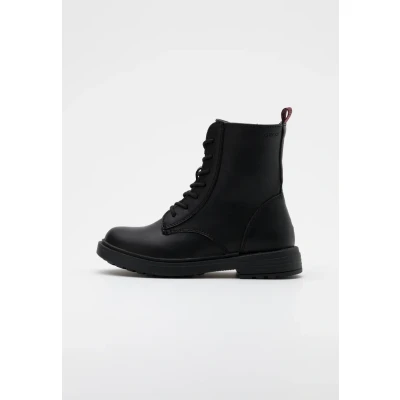 Abbildung von Geox Mädchen J Eclair pige D Stiefeletten, Schwarz, 34 EU