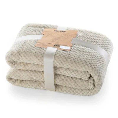 Abbildung von DecoKing Kuscheldecke 220x240 cm Cappuccino Decke Microfaser Wohndecke Tagesdecke Fleece weich sanft kuschelig skandinavischer Stil beige Henry