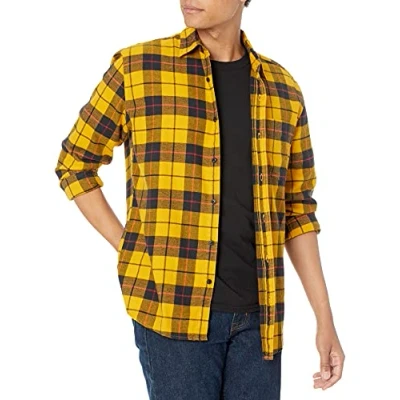 Abbildung von Amazon Essentials Herren Langarmhemd aus Flanell (in Übergröße erhältlich), Gelb Karomuster, L