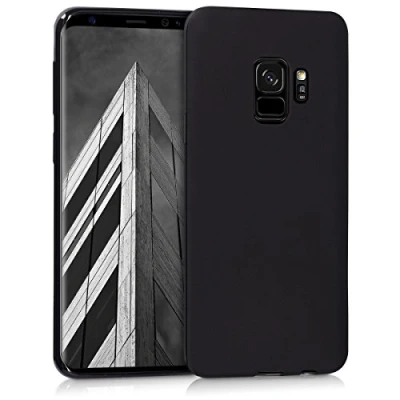 Abbildung von kwmobile Hülle kompatibel mit Samsung Galaxy S9 weiches TPU Silikon Case Cover geeignet für kabelloses Laden Schwarz matt
