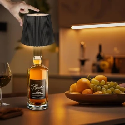 Abbildung von Ketom LED Kabellose Flaschenlampe Aufsatz Aufladbar, IP54 Akku Flaschenleuchte, Dimmbare Tischlampe Schwarz, Touch für Innen/Außen, Farbtemperatur Einstellbar Restaurant Bar Garten