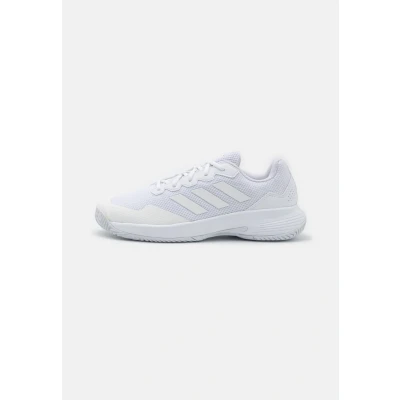 Abbildung von adidas Performance Gamecourt 2 Tennisschuh für Sandplätze, Herren, Größe: 40 2/3, Footwear white/matte silver Schuhe
