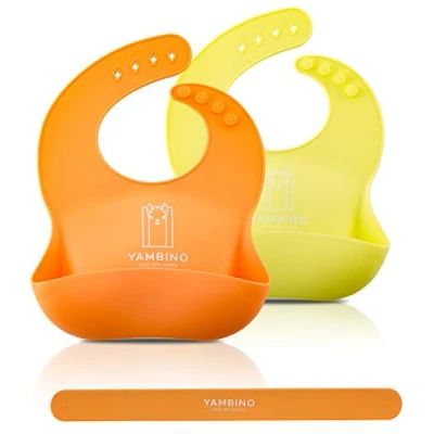 Abbildung von 2er Set Babylätzchen mit Haltegurt 30x22cm BPA frei weiches Lätzchen Silikon Auffangschale Kleckerfrei Essen Wasserdicht einfache Reinigung, spülmaschinenfest YAMBINO® (Orange/Grün)