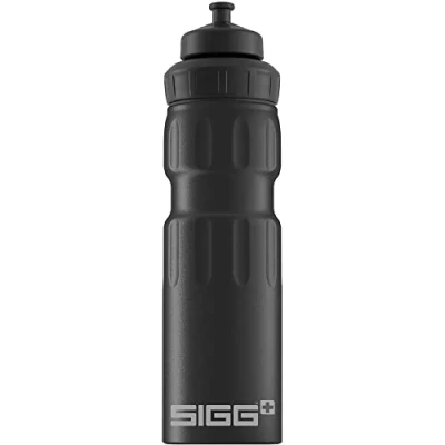 Abbildung von SIGG Alu Fahrrad Trinkflasche WMB Sports Black Touch Mit 3 Stufen Sportverschluss Klimaneutral Zertifiziert Auslaufsicher Federleicht BPA frei Sport &amp; Zubehör Schwarz 0,75L