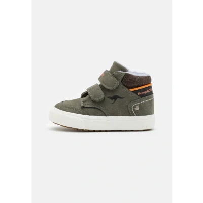 Abbildung von Kangaroos KAVU Primo Unisex Sneaker high für Kinder, Größe: 25, Olive/flame Schuhe