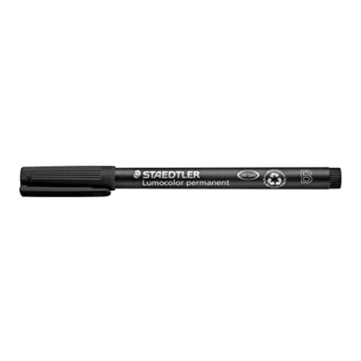 Abbildung von STAEDTLER permanent Marker Lumocolor, schwarz, Keilspitze ca. 1,0 2,5 mm, wisch und wasserfest, Made in Germany, nachfüllbar, lange Lebensdauer, 10 schwarze Universalstifte im Kartonetui, 314 9