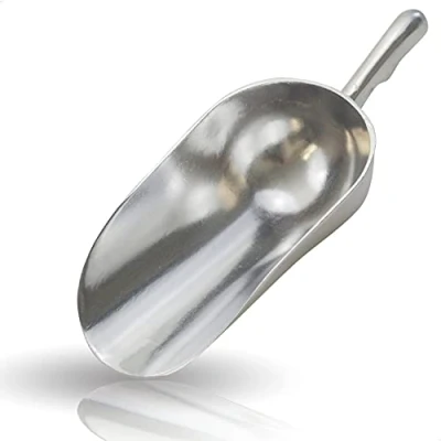 Abbildung von Kerafactum handliche Schippe Grosse Mehlschaufel Sackschaufel Futterschaufel Sack Schüppe für Futter Mehl Zucker Schaufel Schütte aus Metall Aluminium Alu Guss Tierfutter Nicht rostend 2500 ml