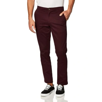 Abbildung von Amazon Essentials Herren Legere Stretch Chinohose mit klassischer Passform, Burgunderrot, 42W / 34L