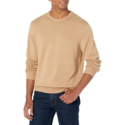 Abbildung von Amazon Essentials Herren Pullover mit Rundhalsausschnitt (in Übergrößen erhältlich), Kamelbraun Meliert, L