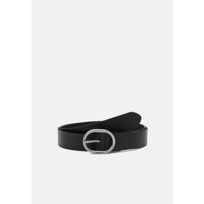Abbildung von Levi&#039;s Women&#039;s HERMOSILLA 100 Leather Belt, Regular Black, 110 cm