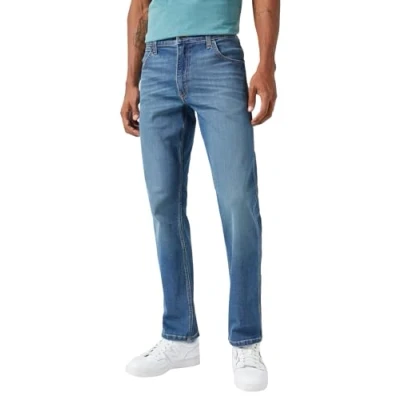 Abbildung von Wrangler Herren Jeans Action Comfort Regular Fit, Straight Leg