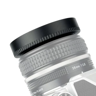 Abbildung von JJC Gegenlichtblende zum Einschrauben aus Metall für Nikon Nikkor Z 28 mm f/2.8, f/2.8 (SE) &amp; 40 f/2 Objektiv, Schwarz